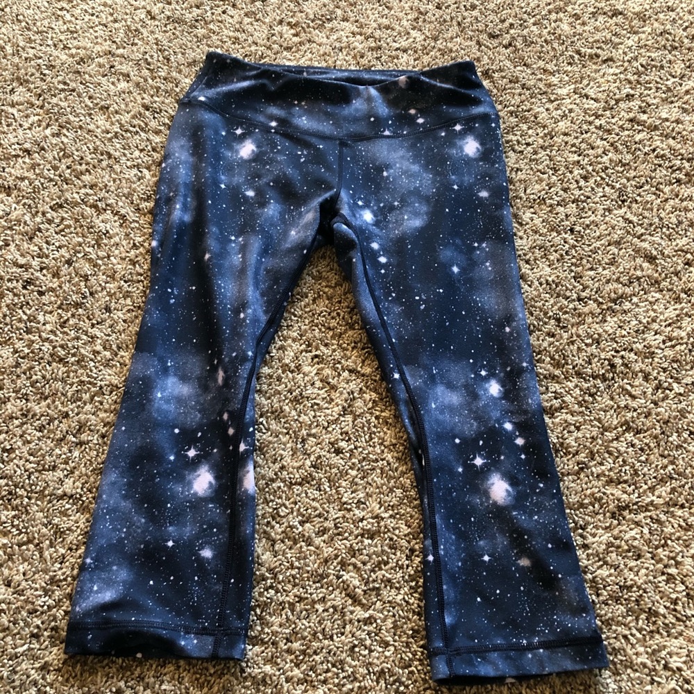 Crop Athletic Leggings
